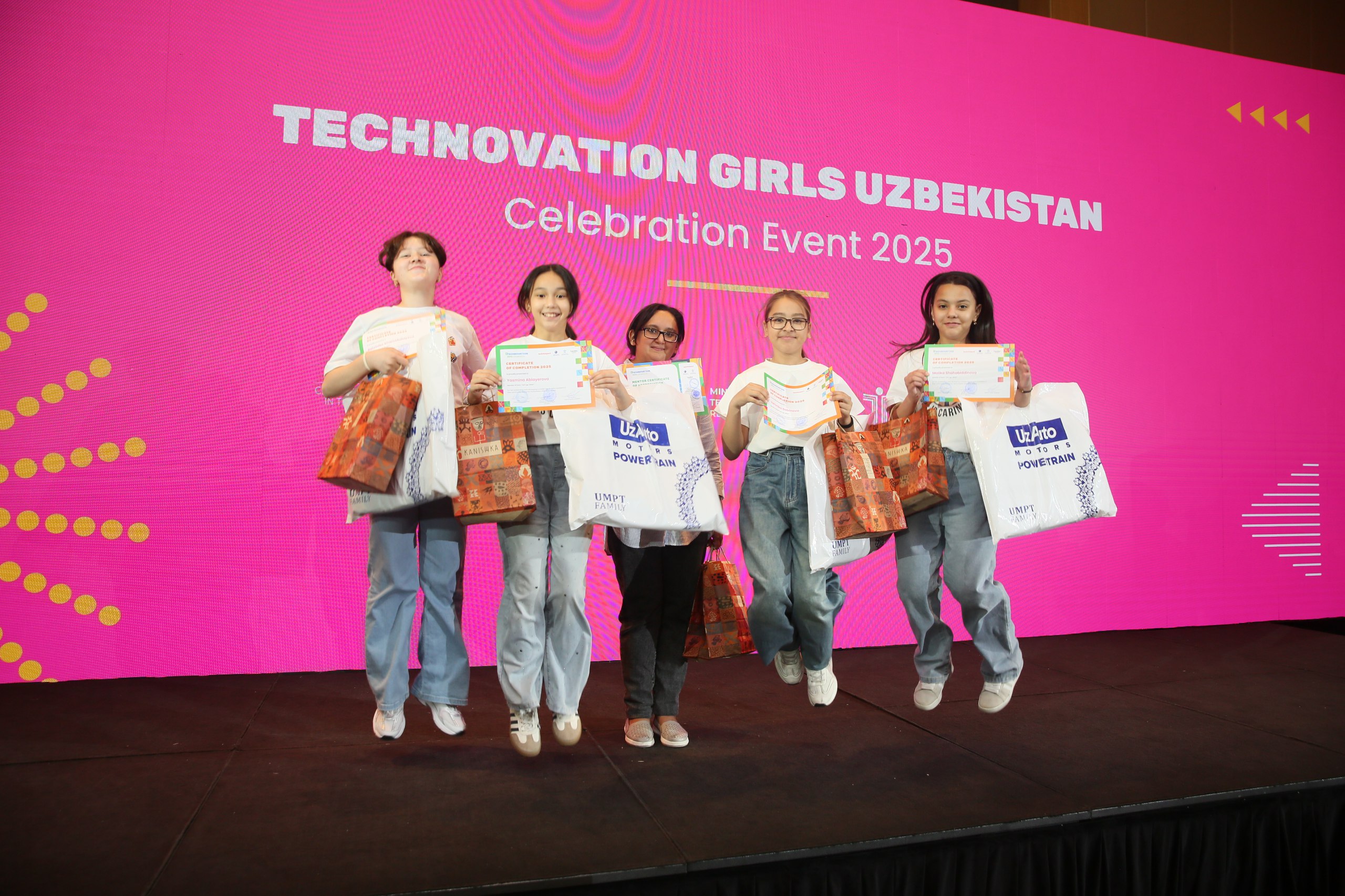 UMPT на мероприятии программы Technovation Girls Uzbekistan